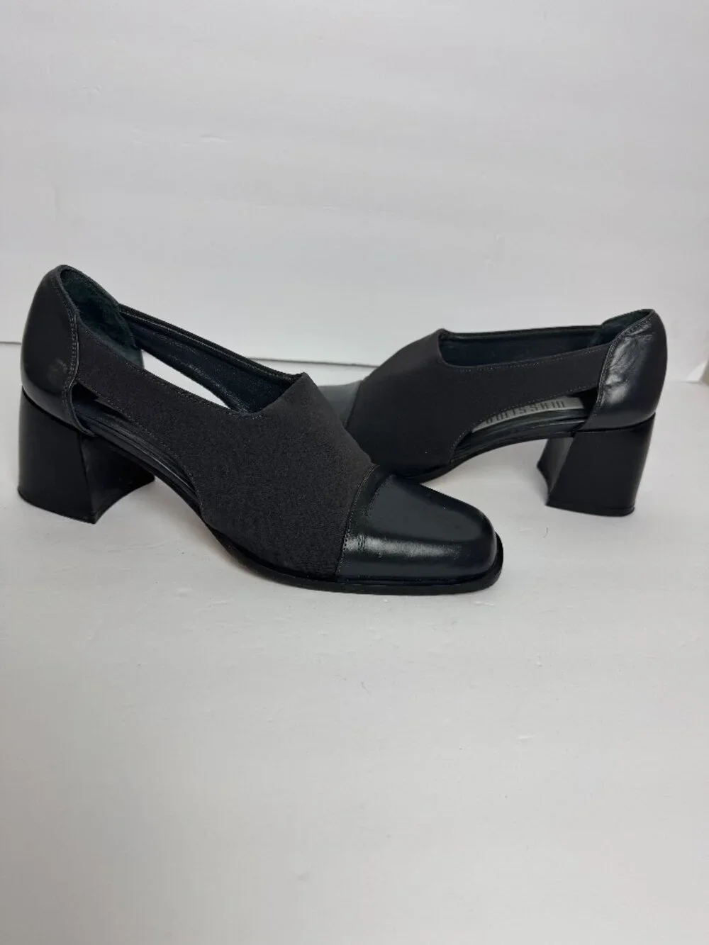 Elegant Vintage 90s Massimo Square Toe Block Heel Cut Leather Stretchy Like NEW